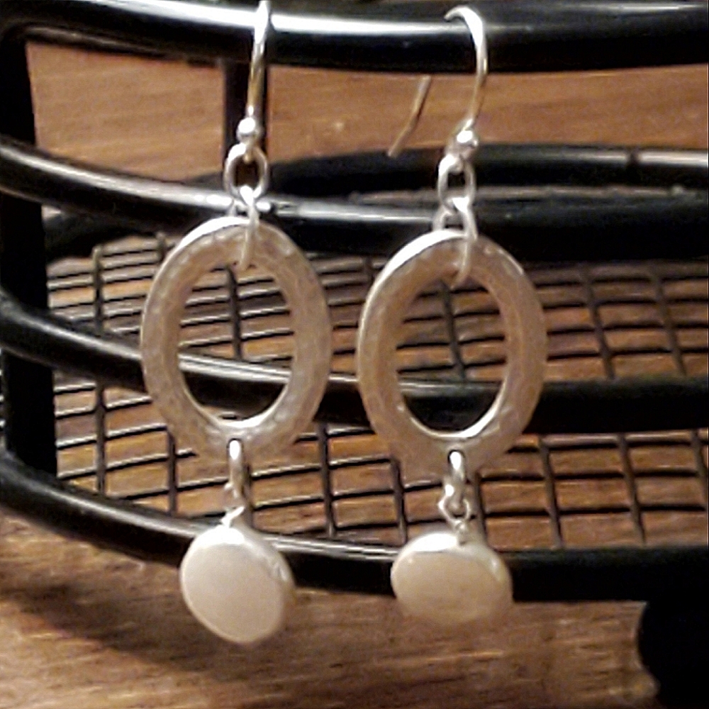 Silpada Sterling Silver & Feshwater Pearl Wire Earrings W1253